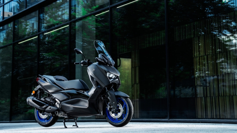 YAMAHA XMAX 125