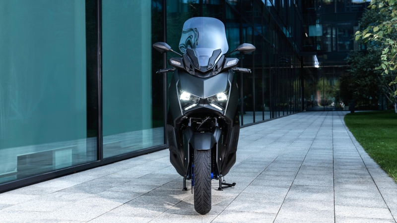 YAMAHA XMAX 125