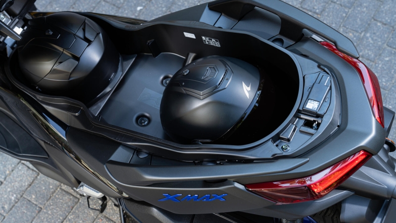 YAMAHA XMAX 125