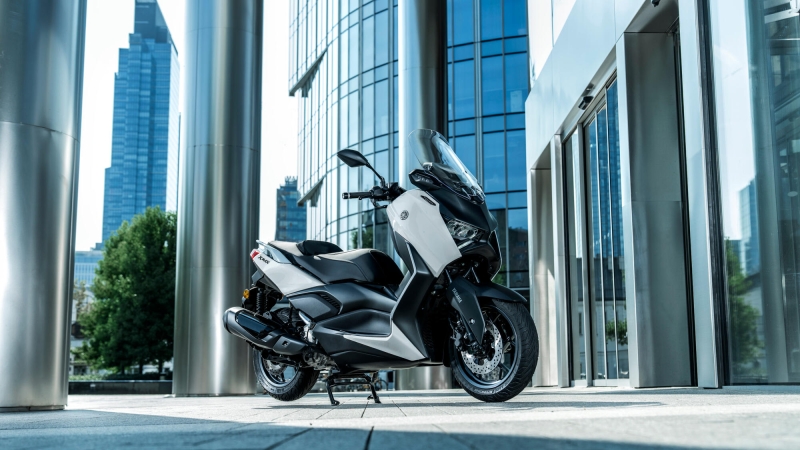 YAMAHA XMAX 300 TECH MAX 2026