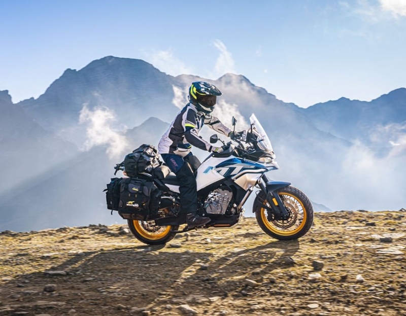 CFMOTO 800MT EXPLORE