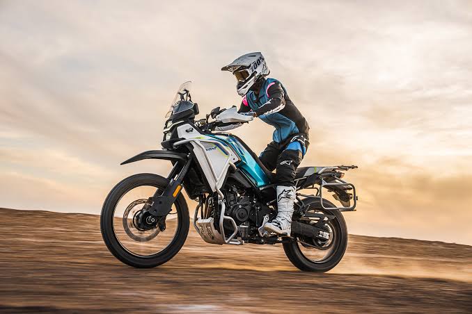 CF MOTO 450 MT