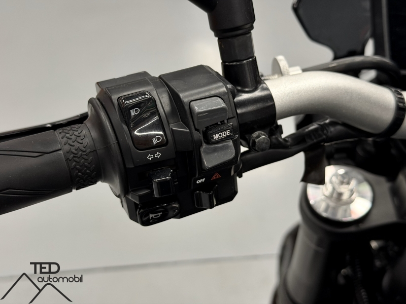 *VENUT* *VENDIDO* *VENDUE* *SOLD* Yamaha MT 09