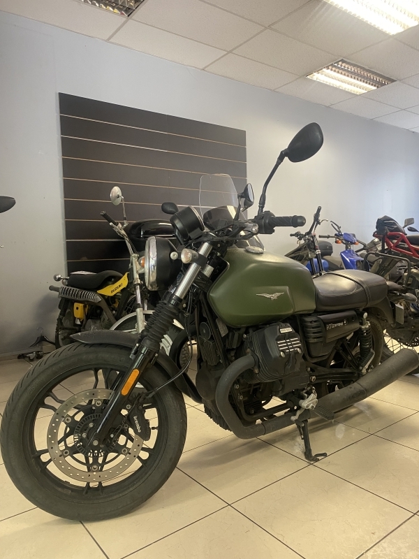 MOTO GUZZI V7 III stone