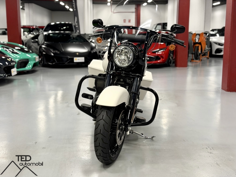 *VENUT* *VENDIDO* *VENDUE* *SOLD* Harley-Davidson Road King Special