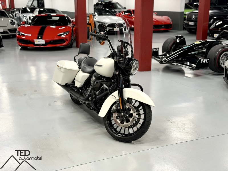 *VENUT* *VENDIDO* *VENDUE* *SOLD* Harley-Davidson Road King Special