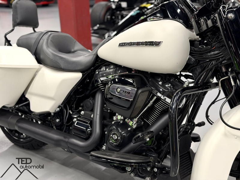 *VENUT* *VENDIDO* *VENDUE* *SOLD* Harley-Davidson Road King Special