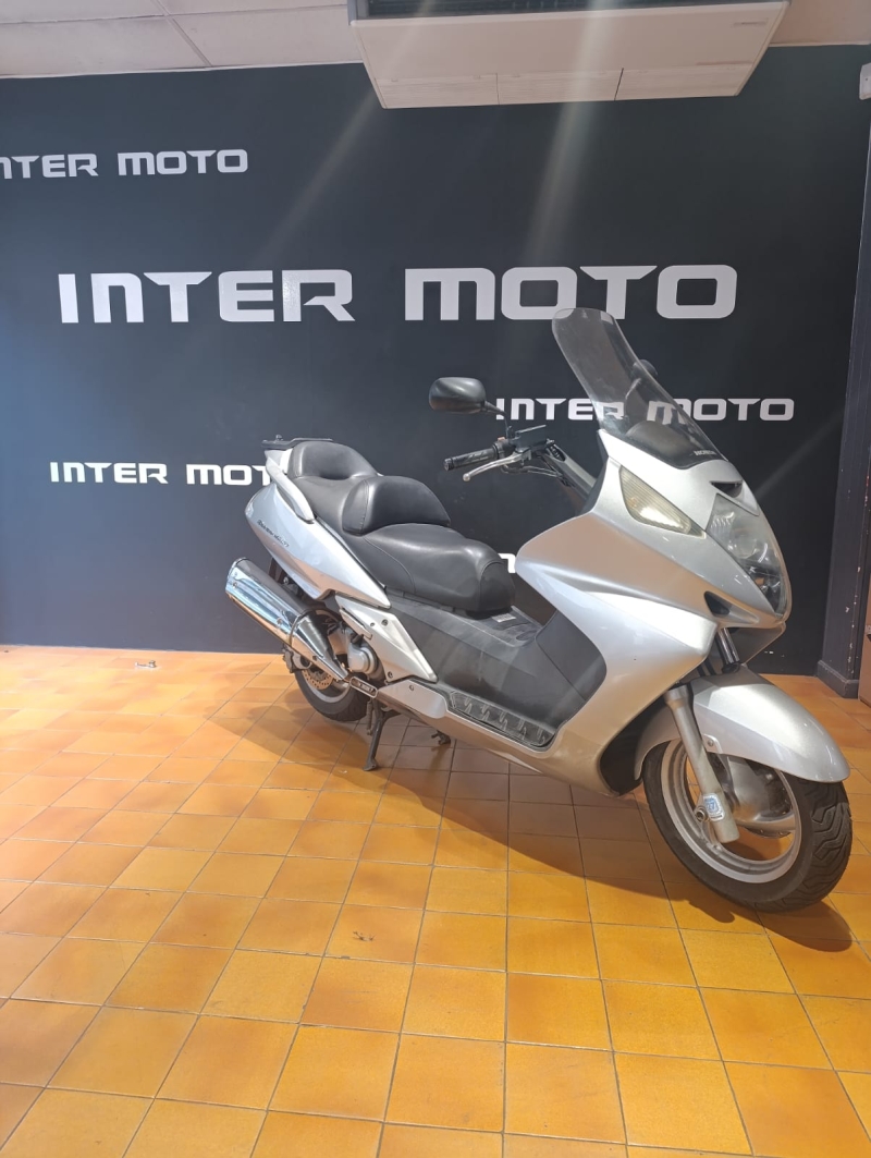 HONDA SILVER WING 600