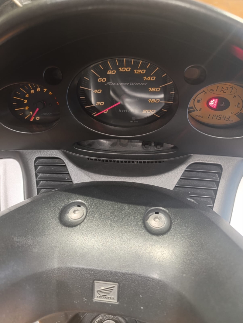 HONDA SILVER WING 600