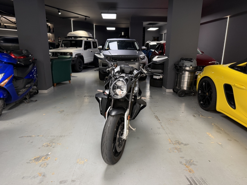 MV AUGUSTA BRUTALE 1000 RS