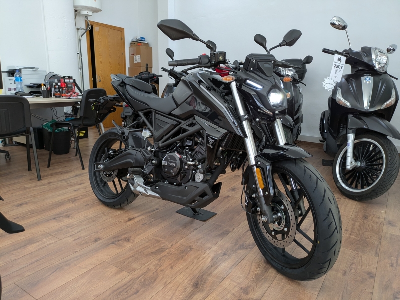 VOGE 125R