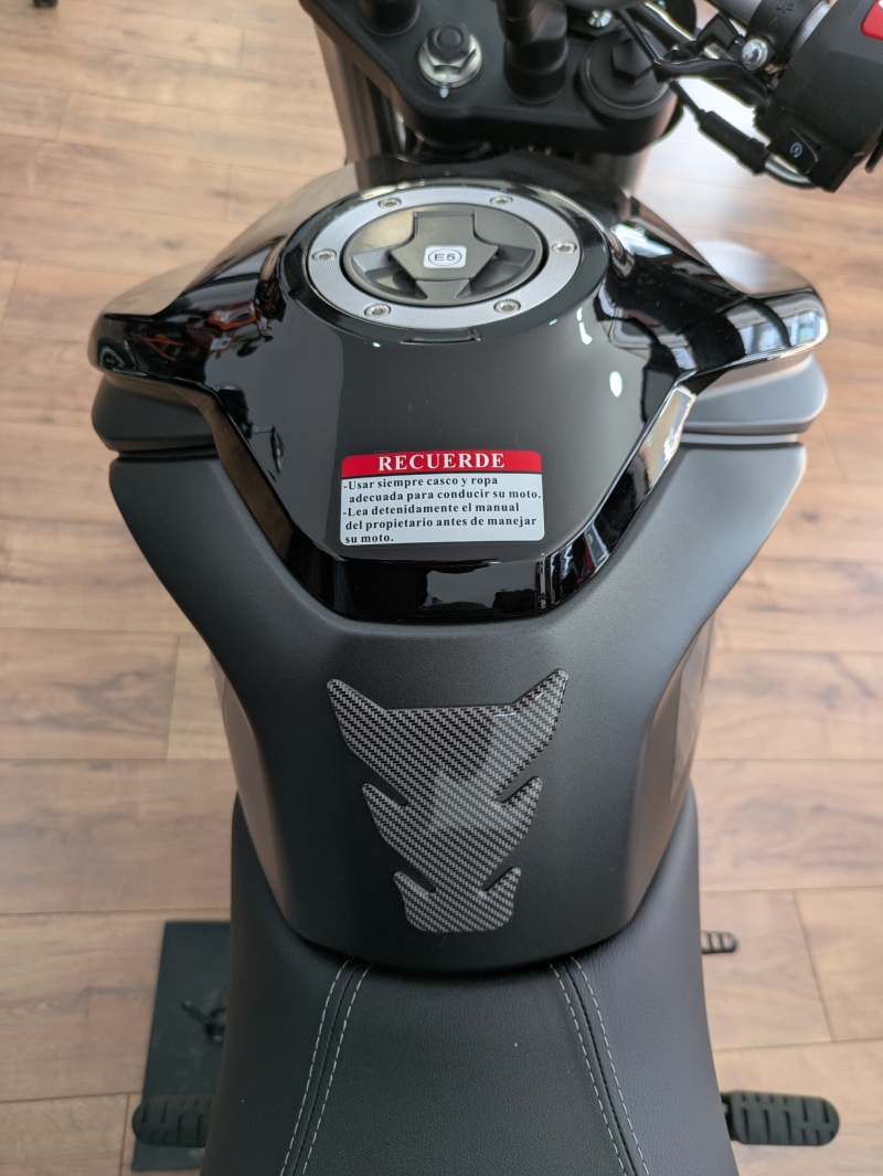 VOGE 125R