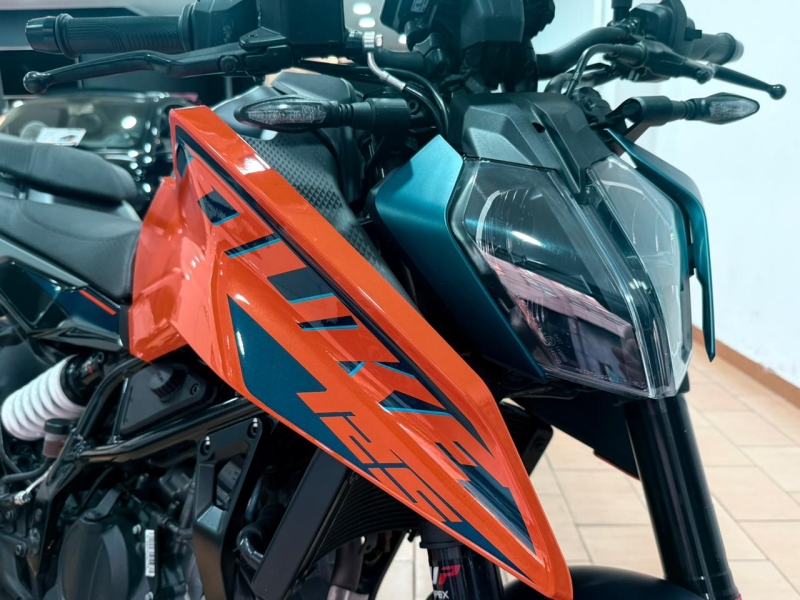 KTM DUKE 125