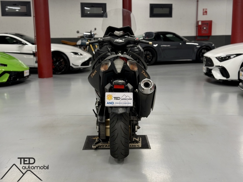 Yamaha Tmax XP 530 Black Max