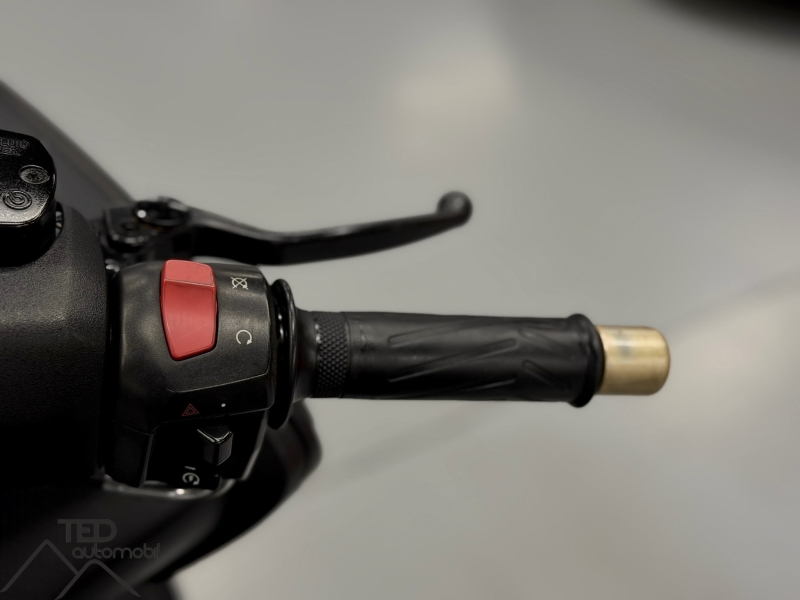 Yamaha Tmax XP 530 Black Max