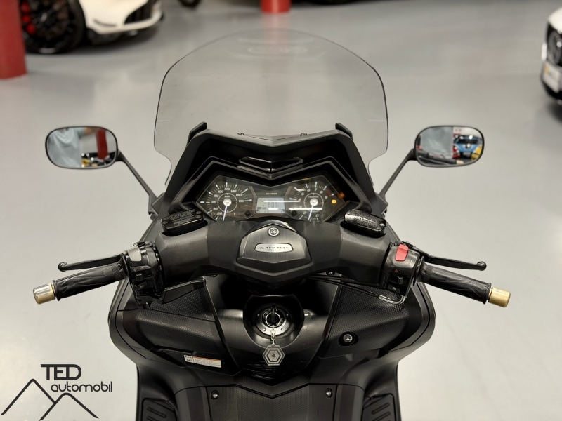 Yamaha Tmax XP 530 Black Max