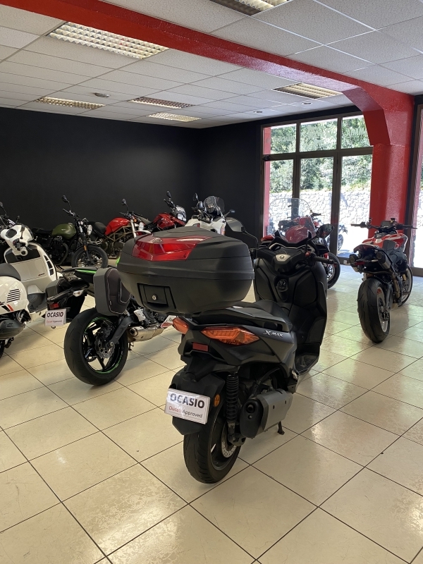 Yamaha xmax 300
