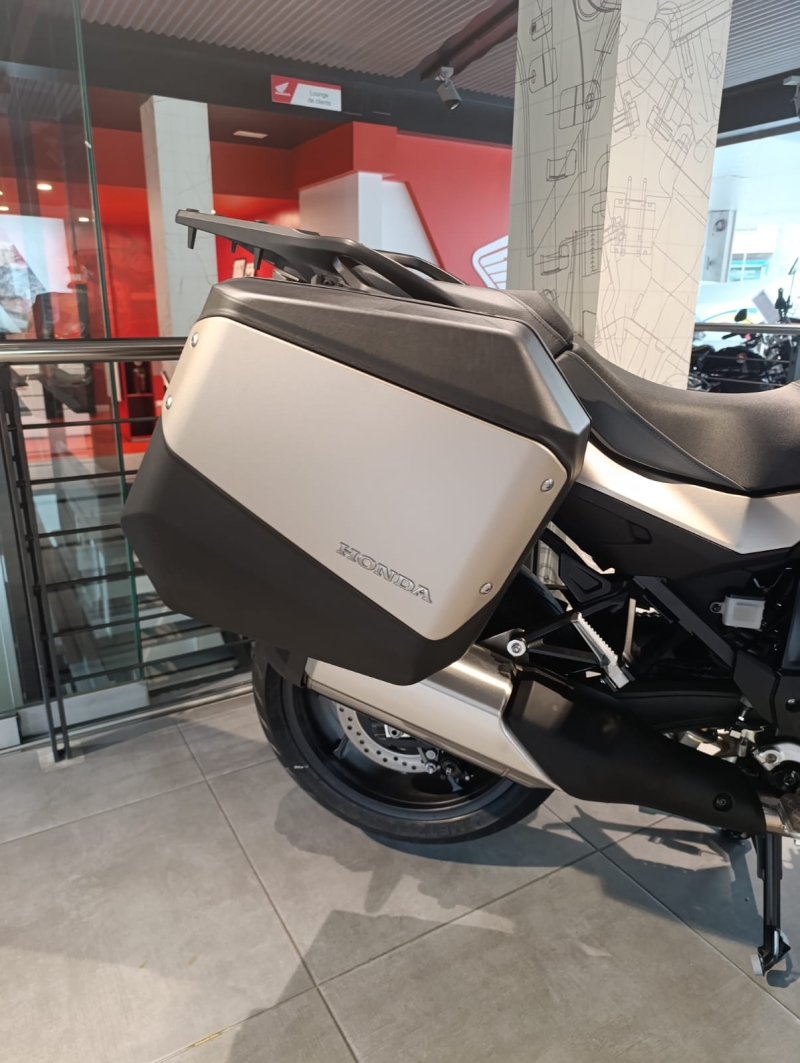HONDA NT1100