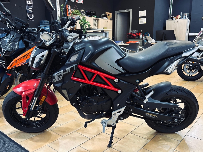 MACBOR 125 FUN