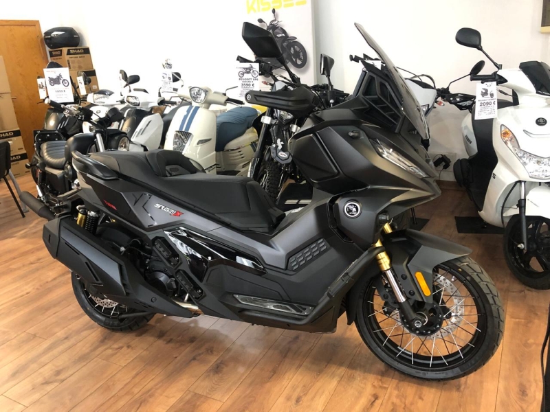 VOGE SR 450 X MODEL NOU