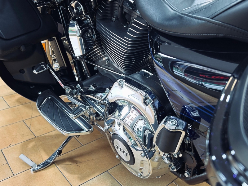 HARLEY DAVIDSON STREET GLIDE