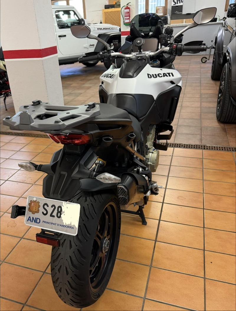 Ducati Multistrada V4 RS (180 Cv).