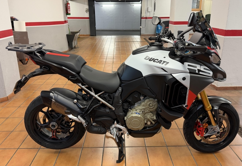 Ducati Multistrada V4 RS (180 Cv).