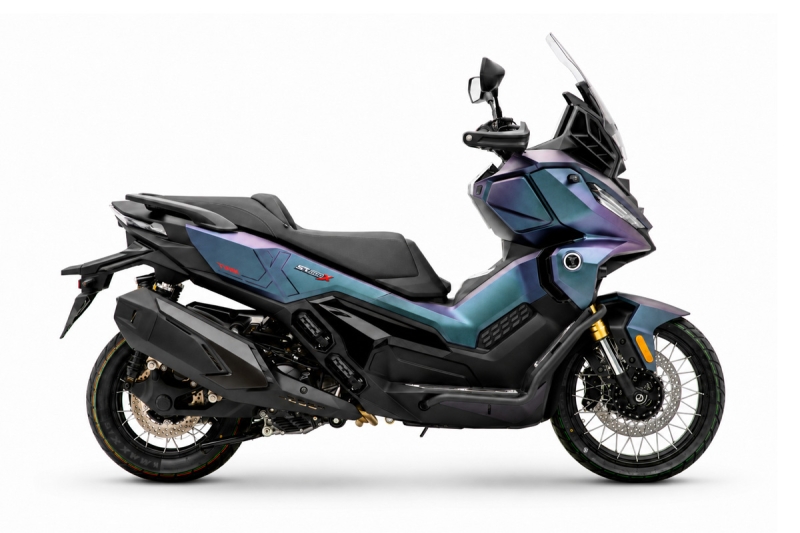 VOGE SR 450 X  BLAU MODEL NOU